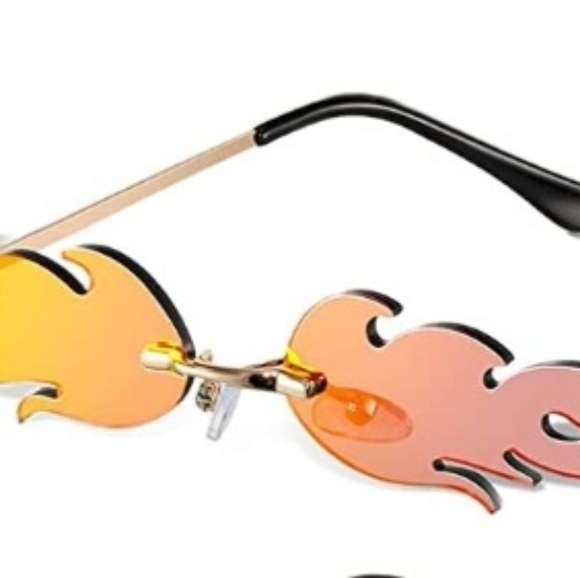 PRESS'her Kit 🔥😍 - Picture 3 of 3